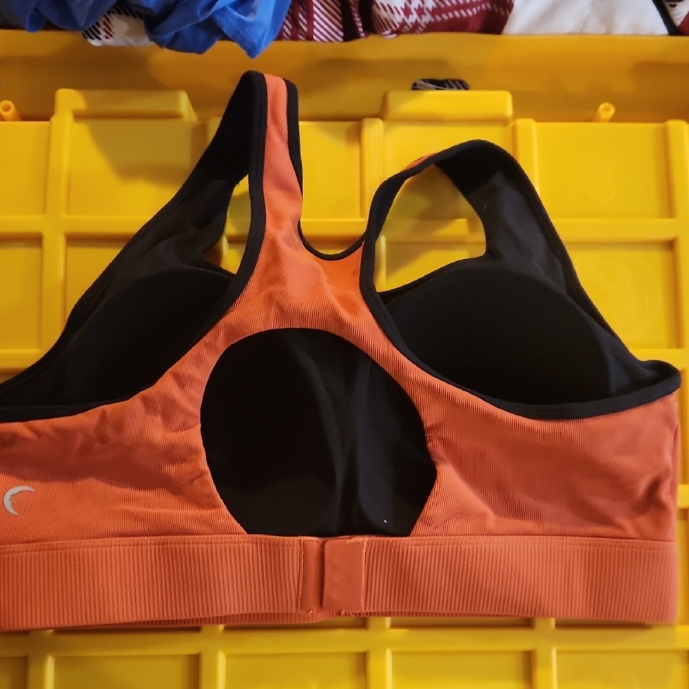 Women's Ribbed Racerback Sports Bra - Rust / Orange - Picture 2 of 4